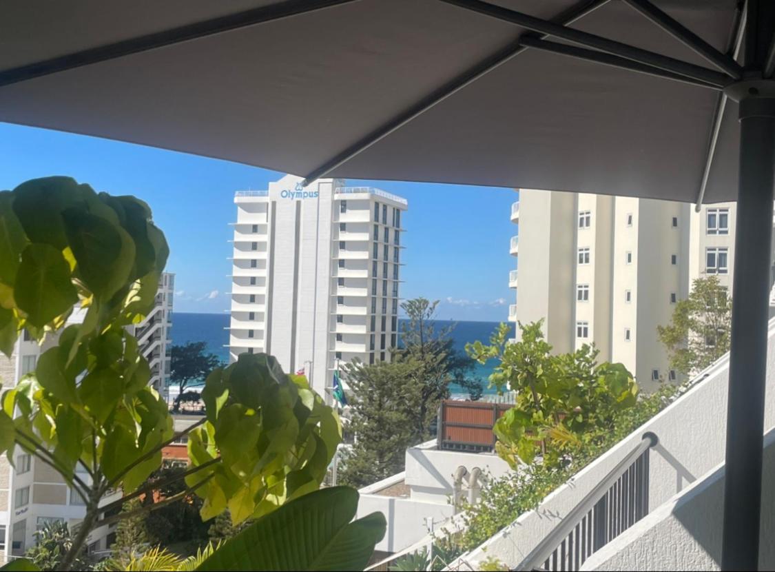 Apartment Ocean View In Surfers Paradise